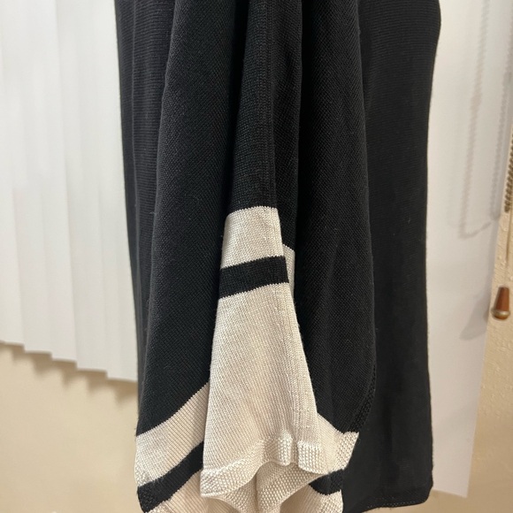 EILEEN FISHER blouse sweater size S/M. - Picture 8 of 13